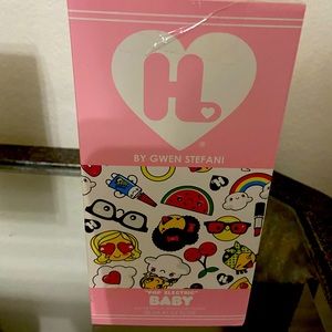 Gwen Stefani’s “Pop Electric” Baby fragrance